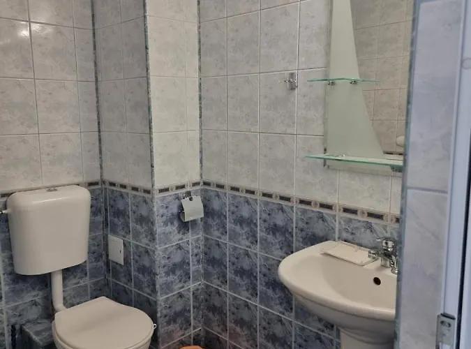 阿斯特拉酒店 3*