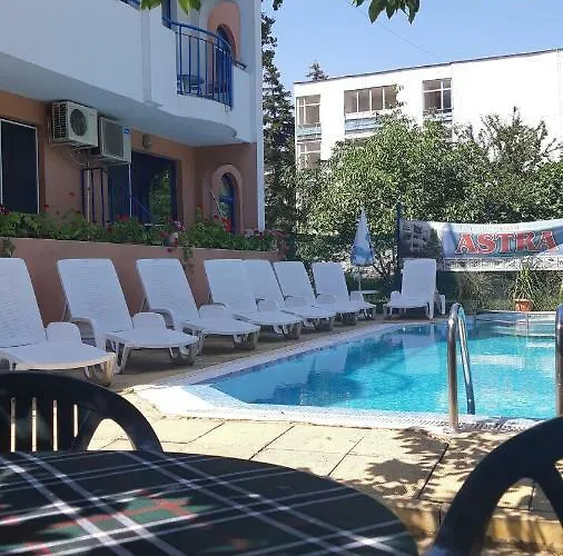 阿斯特拉酒店 3*
